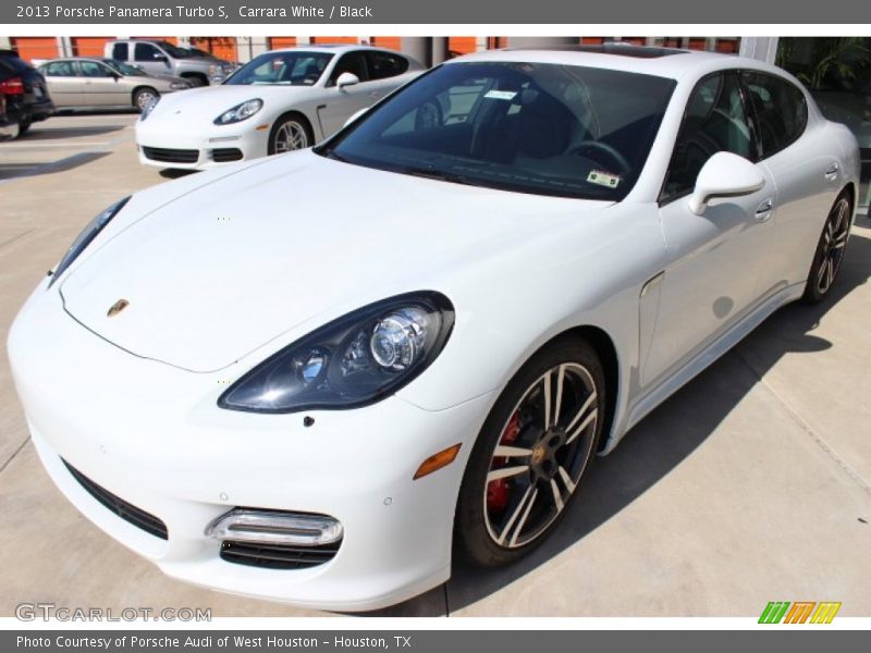 Front 3/4 View of 2013 Panamera Turbo S