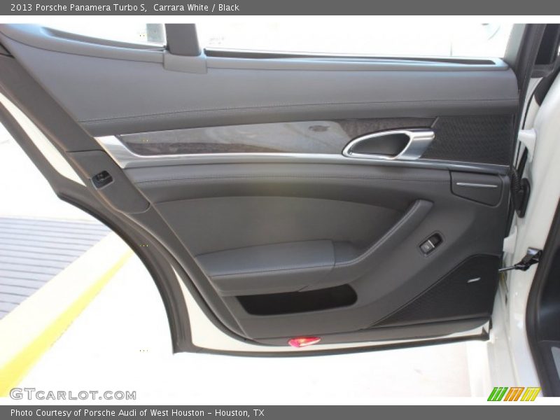 Door Panel of 2013 Panamera Turbo S