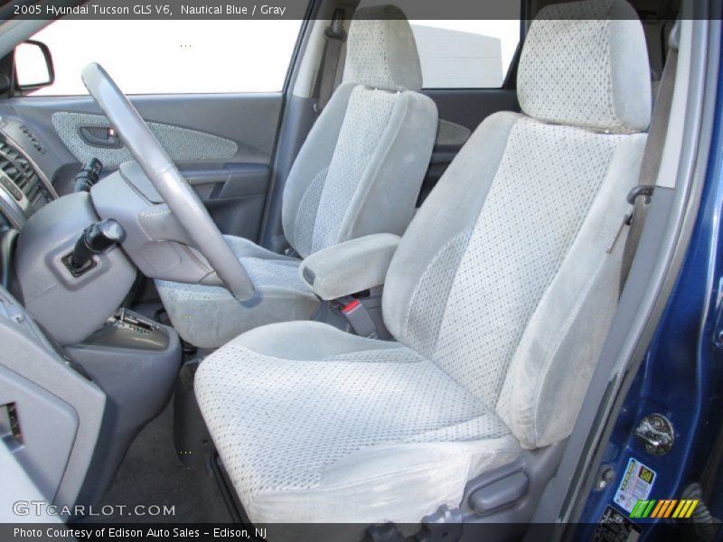 Front Seat of 2005 Tucson GLS V6