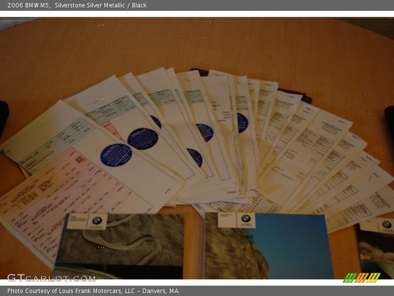 Silverstone Silver Metallic / Black 2006 BMW M5