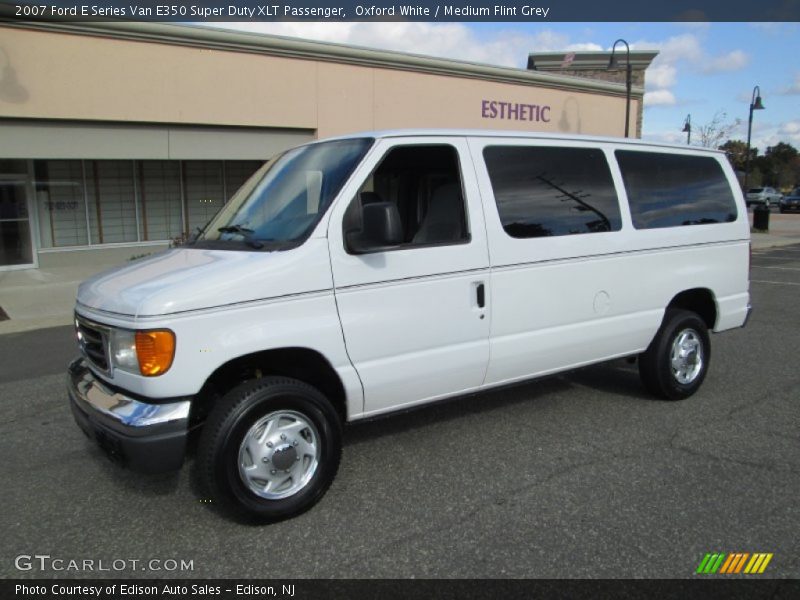 Oxford White / Medium Flint Grey 2007 Ford E Series Van E350 Super Duty XLT Passenger