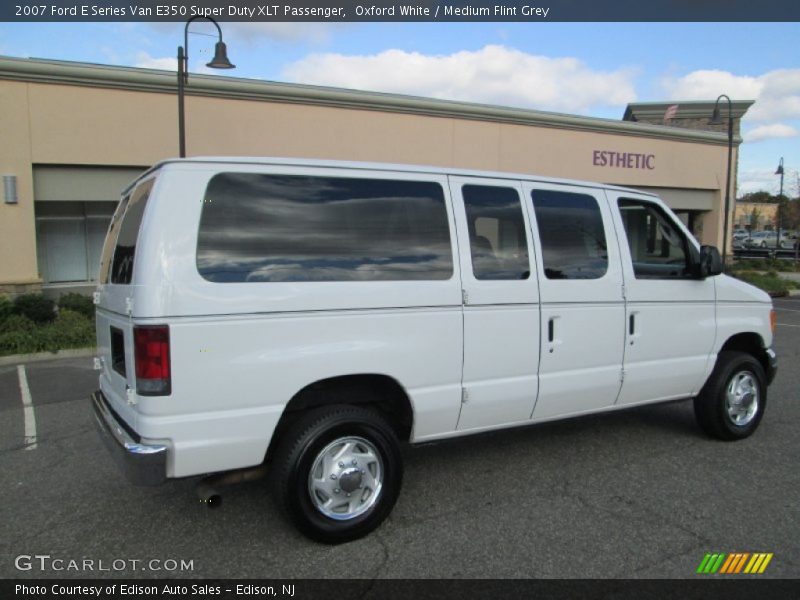 Oxford White / Medium Flint Grey 2007 Ford E Series Van E350 Super Duty XLT Passenger