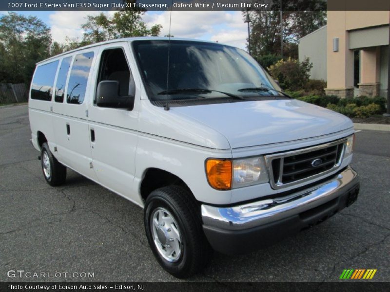 Oxford White / Medium Flint Grey 2007 Ford E Series Van E350 Super Duty XLT Passenger