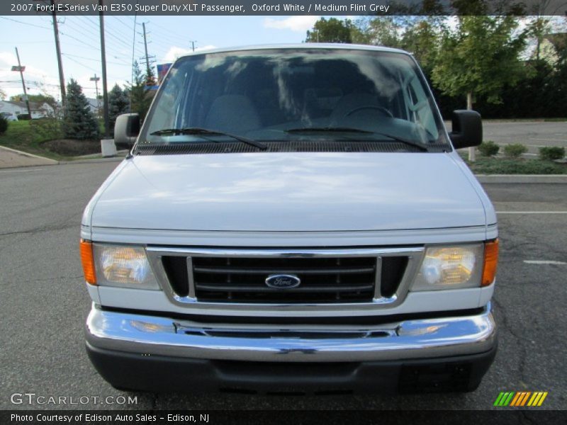 Oxford White / Medium Flint Grey 2007 Ford E Series Van E350 Super Duty XLT Passenger