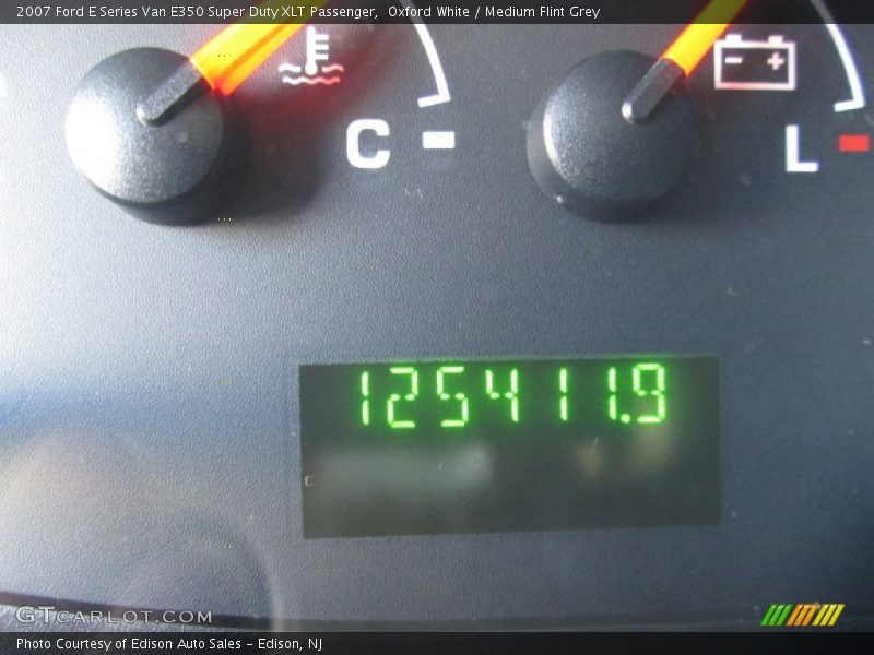 Oxford White / Medium Flint Grey 2007 Ford E Series Van E350 Super Duty XLT Passenger