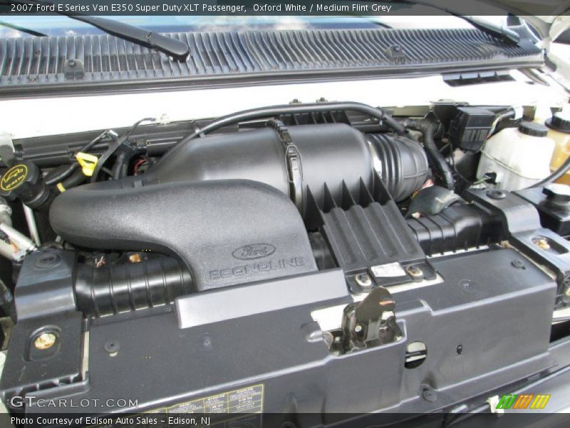Oxford White / Medium Flint Grey 2007 Ford E Series Van E350 Super Duty XLT Passenger
