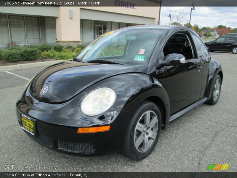 Black / Black 2006 Volkswagen New Beetle 2.5 Coupe