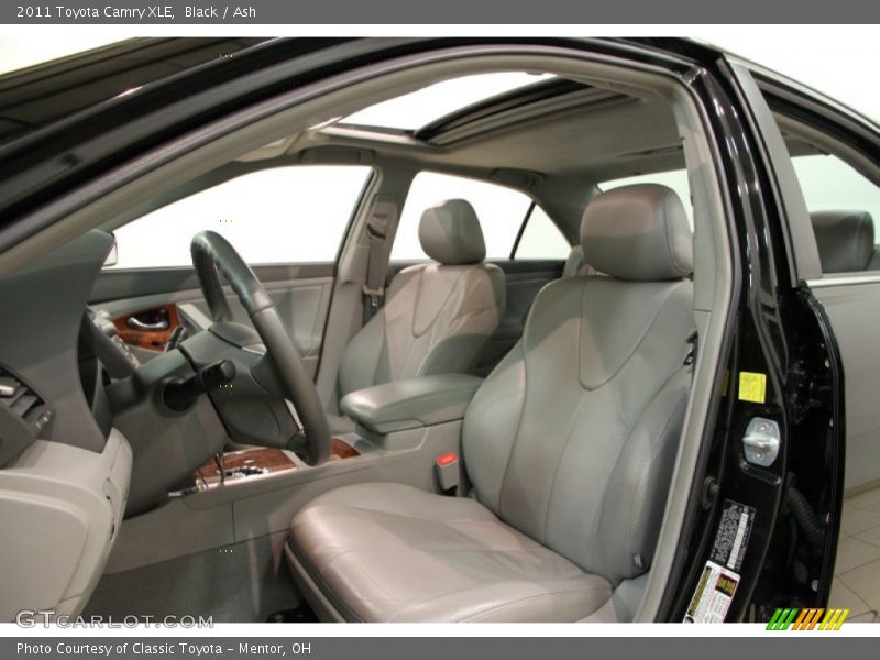 Front Seat of 2011 Camry XLE
