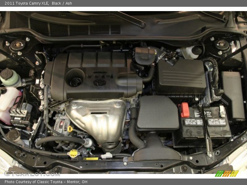 Black / Ash 2011 Toyota Camry XLE
