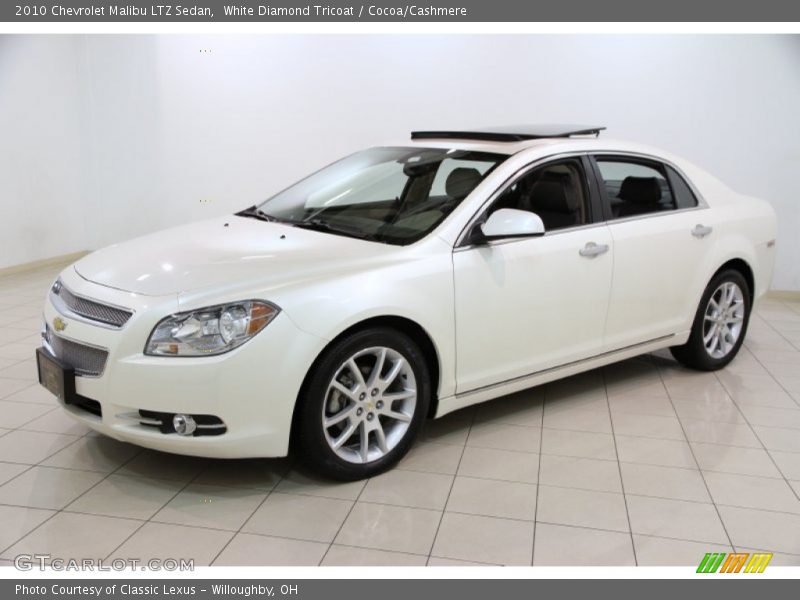 Front 3/4 View of 2010 Malibu LTZ Sedan