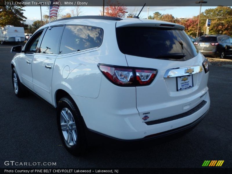 White / Ebony 2013 Chevrolet Traverse LT AWD