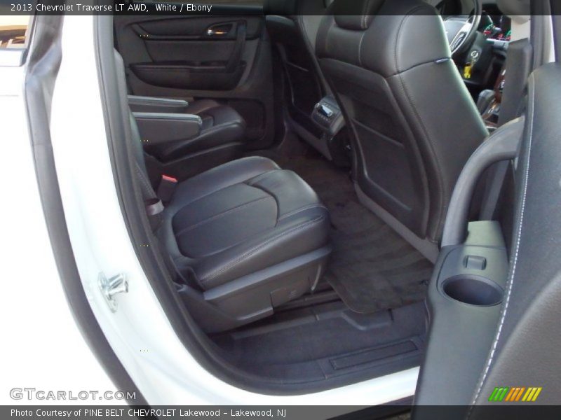 White / Ebony 2013 Chevrolet Traverse LT AWD