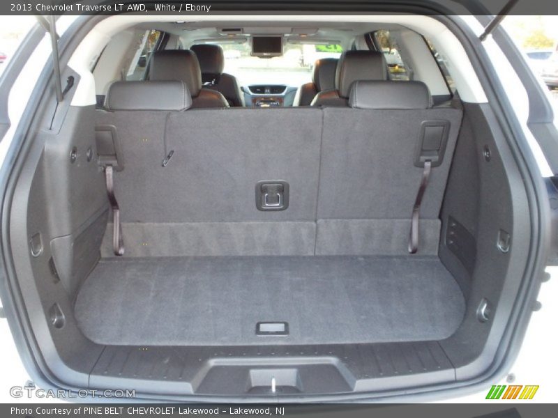White / Ebony 2013 Chevrolet Traverse LT AWD