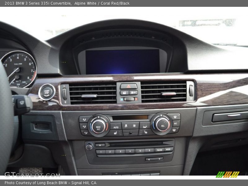 Controls of 2013 3 Series 335i Convertible