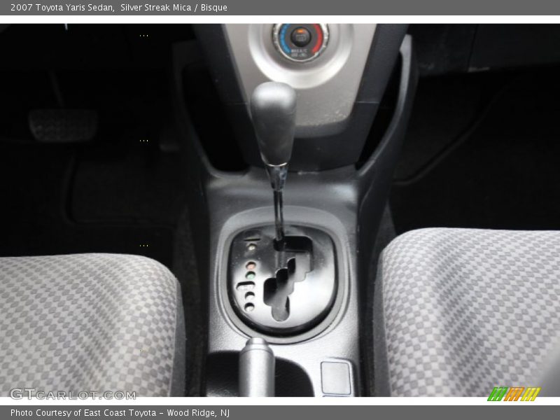 Silver Streak Mica / Bisque 2007 Toyota Yaris Sedan
