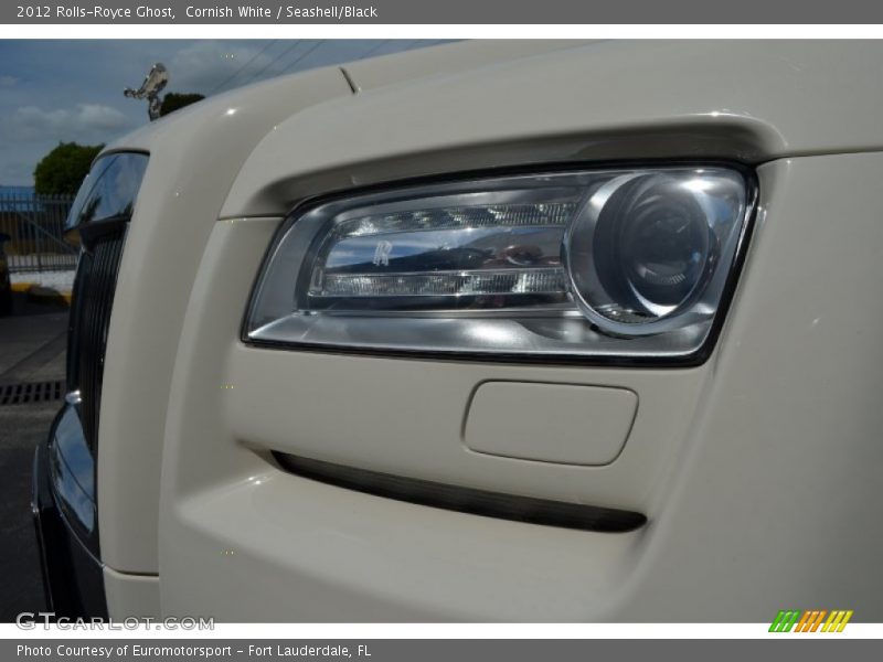 Cornish White / Seashell/Black 2012 Rolls-Royce Ghost