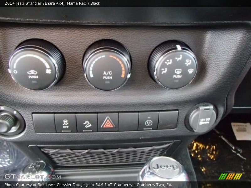 Controls of 2014 Wrangler Sahara 4x4