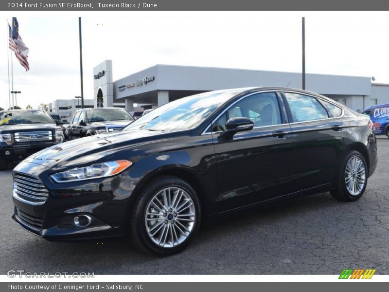Tuxedo Black / Dune 2014 Ford Fusion SE EcoBoost
