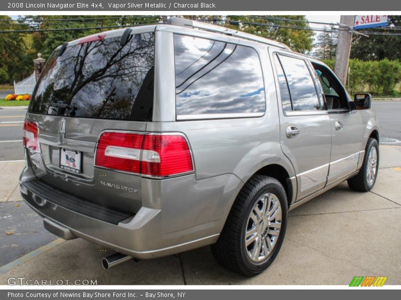 Vapor Silver Metallic / Charcoal Black 2008 Lincoln Navigator Elite 4x4