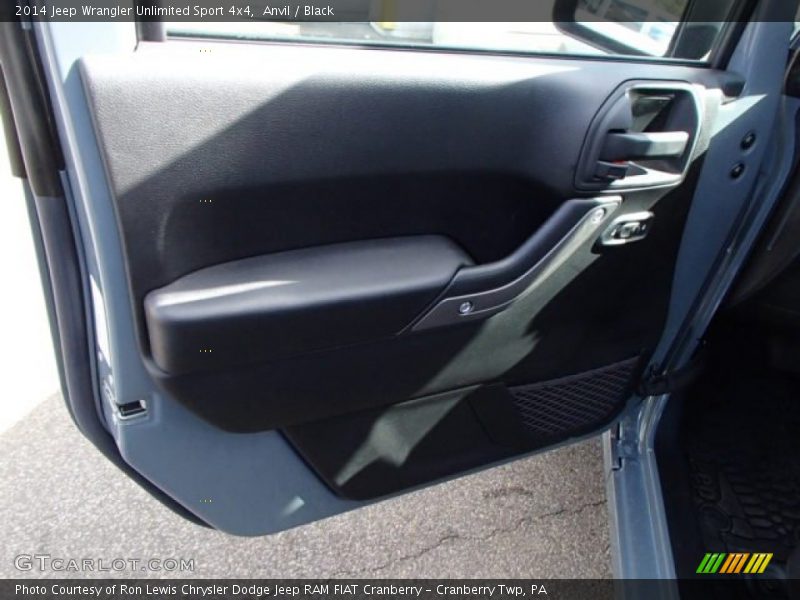 Anvil / Black 2014 Jeep Wrangler Unlimited Sport 4x4