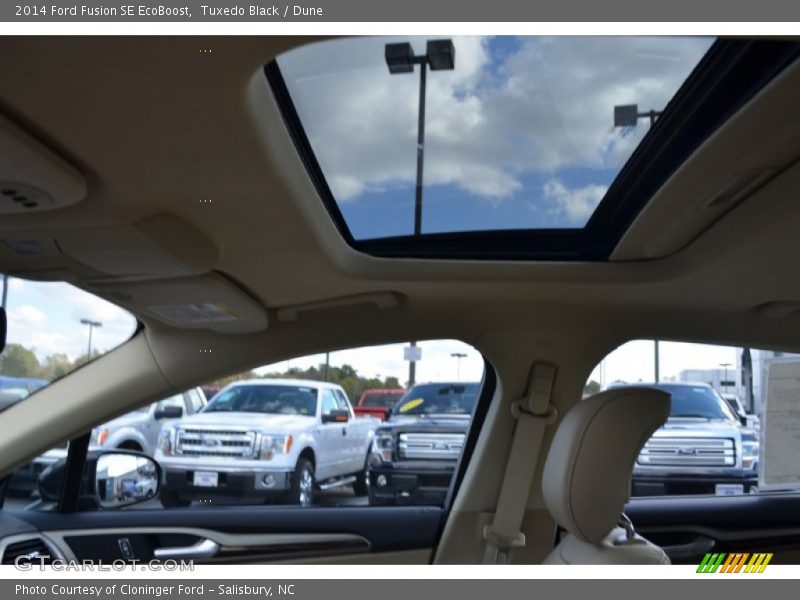 Tuxedo Black / Dune 2014 Ford Fusion SE EcoBoost