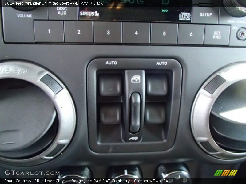 Anvil / Black 2014 Jeep Wrangler Unlimited Sport 4x4
