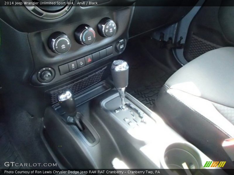Anvil / Black 2014 Jeep Wrangler Unlimited Sport 4x4