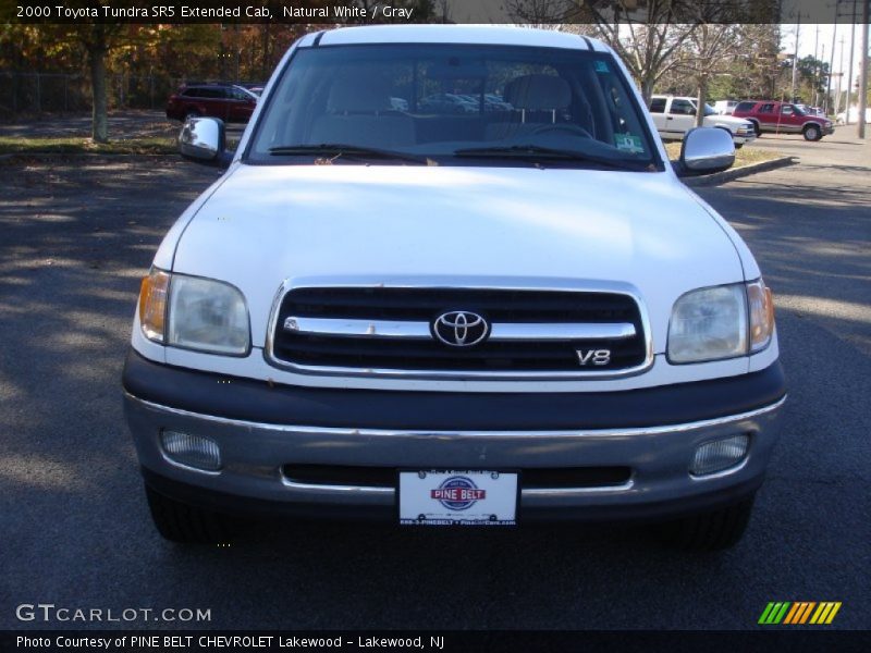 Natural White / Gray 2000 Toyota Tundra SR5 Extended Cab