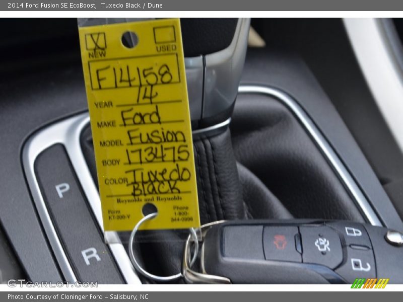 Tuxedo Black / Dune 2014 Ford Fusion SE EcoBoost