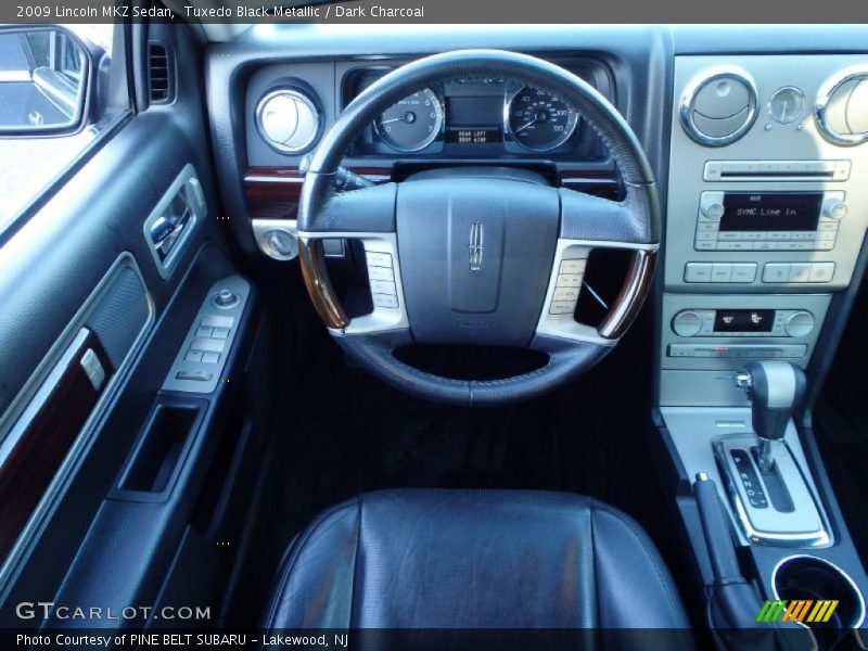 Tuxedo Black Metallic / Dark Charcoal 2009 Lincoln MKZ Sedan