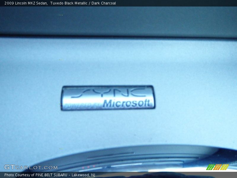 Tuxedo Black Metallic / Dark Charcoal 2009 Lincoln MKZ Sedan