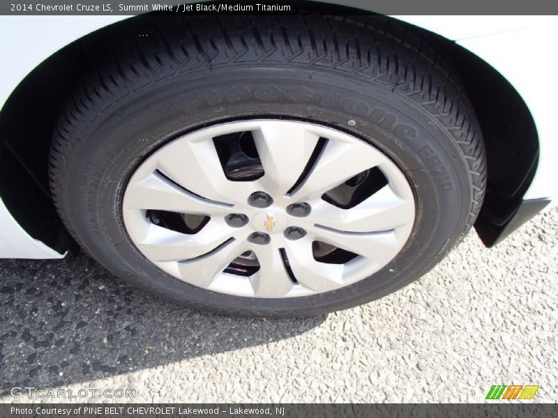 Summit White / Jet Black/Medium Titanium 2014 Chevrolet Cruze LS