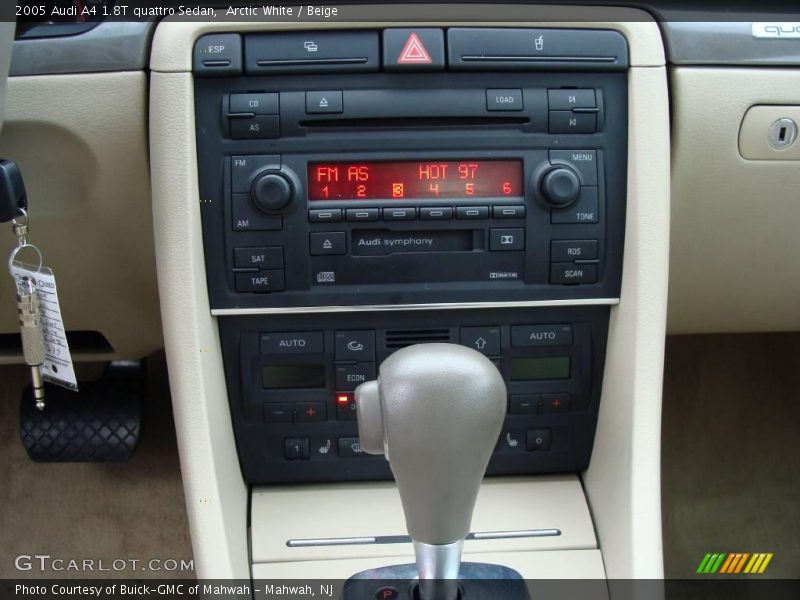 Arctic White / Beige 2005 Audi A4 1.8T quattro Sedan