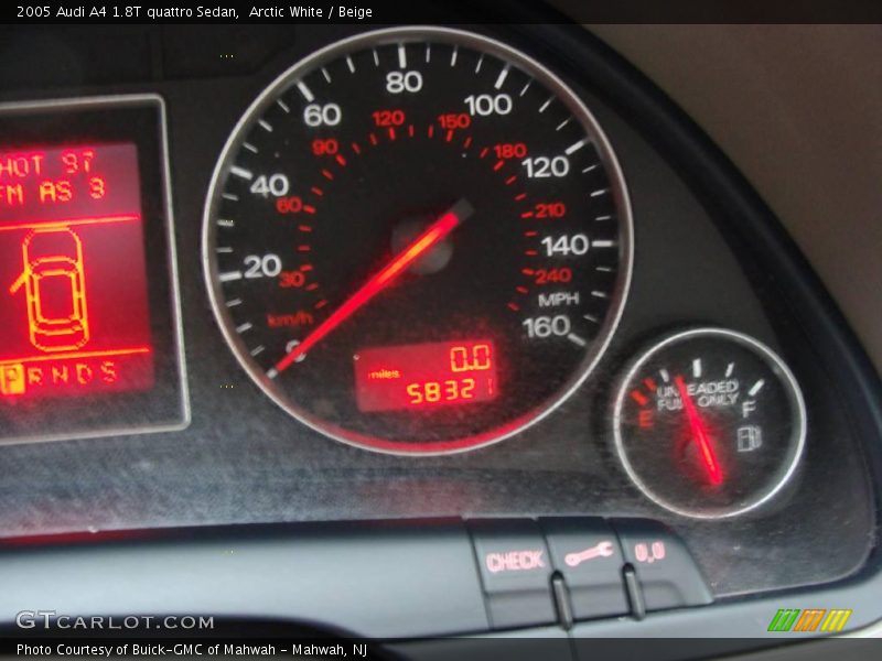 Arctic White / Beige 2005 Audi A4 1.8T quattro Sedan