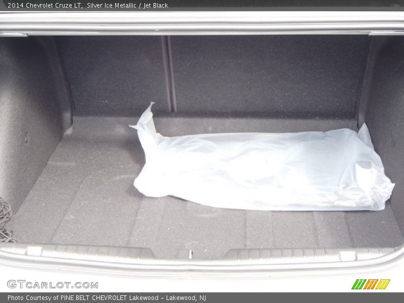 Silver Ice Metallic / Jet Black 2014 Chevrolet Cruze LT