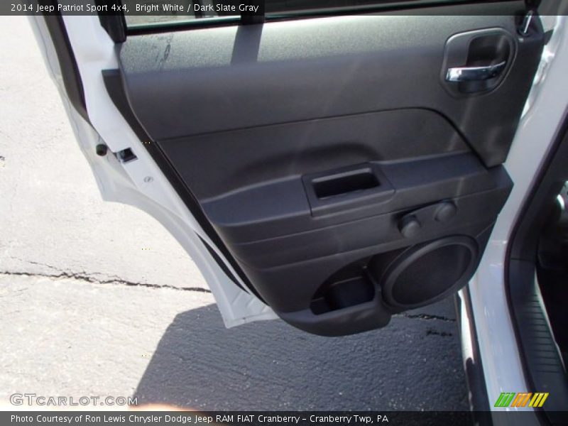 Bright White / Dark Slate Gray 2014 Jeep Patriot Sport 4x4