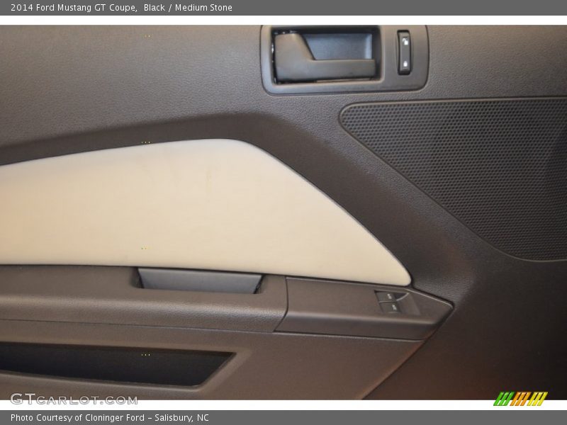 Black / Medium Stone 2014 Ford Mustang GT Coupe