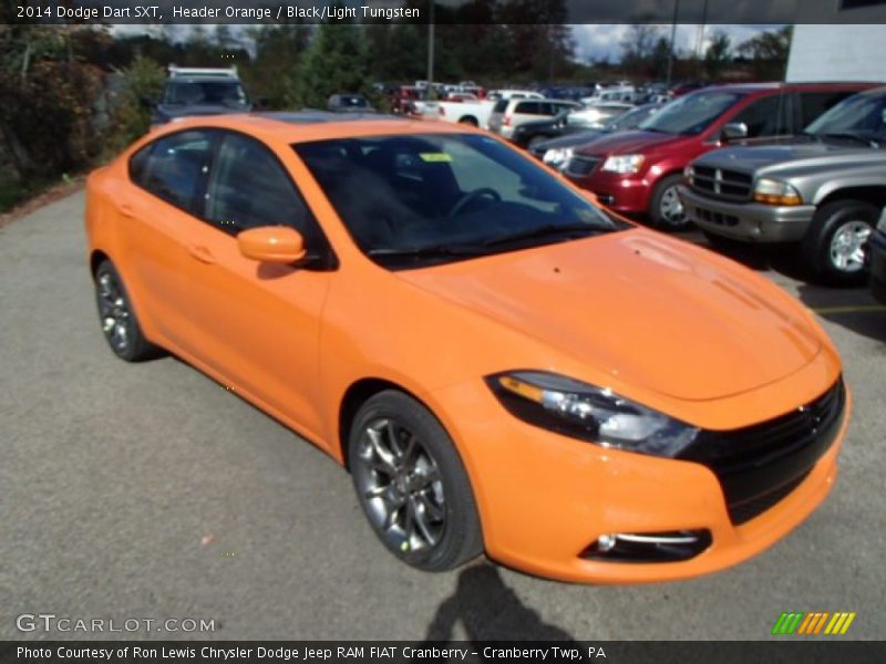 Front 3/4 View of 2014 Dart SXT