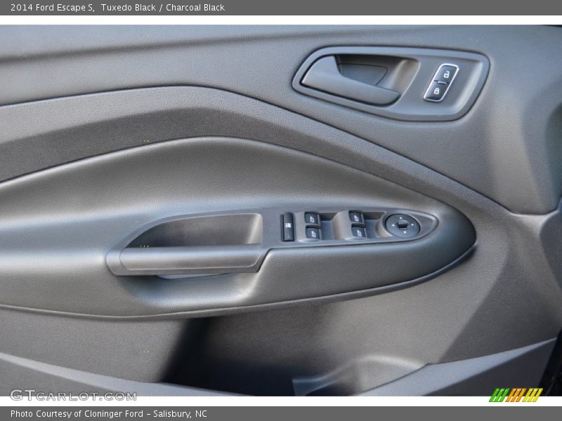 Tuxedo Black / Charcoal Black 2014 Ford Escape S