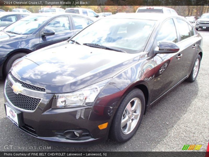 Tungsten Metallic / Jet Black 2014 Chevrolet Cruze LT