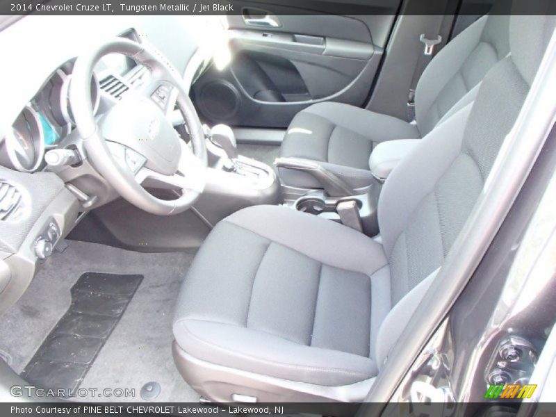 Tungsten Metallic / Jet Black 2014 Chevrolet Cruze LT