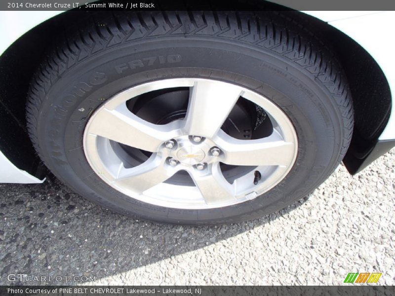 Summit White / Jet Black 2014 Chevrolet Cruze LT
