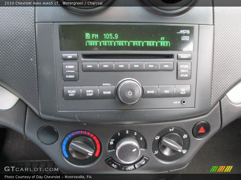 Wintergreen / Charcoal 2010 Chevrolet Aveo Aveo5 LT