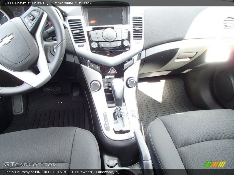 Summit White / Jet Black 2014 Chevrolet Cruze LT
