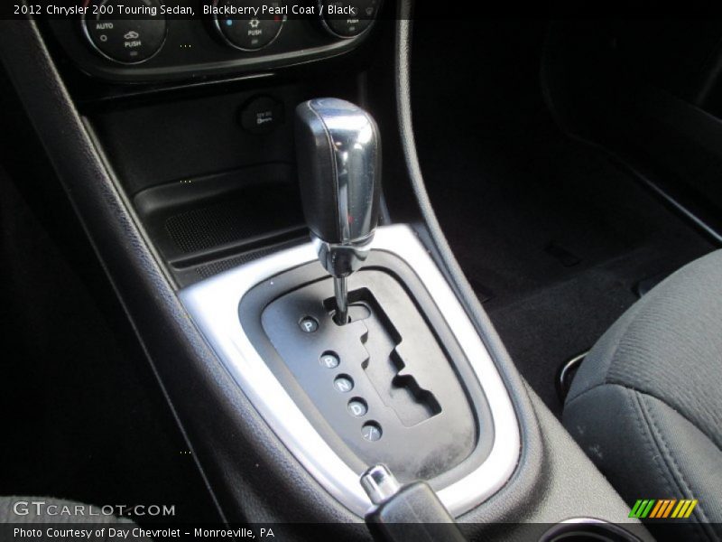 Blackberry Pearl Coat / Black 2012 Chrysler 200 Touring Sedan