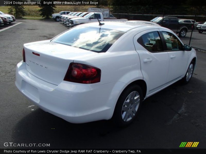 Bright White / Black/Light Frost Beige 2014 Dodge Avenger SE