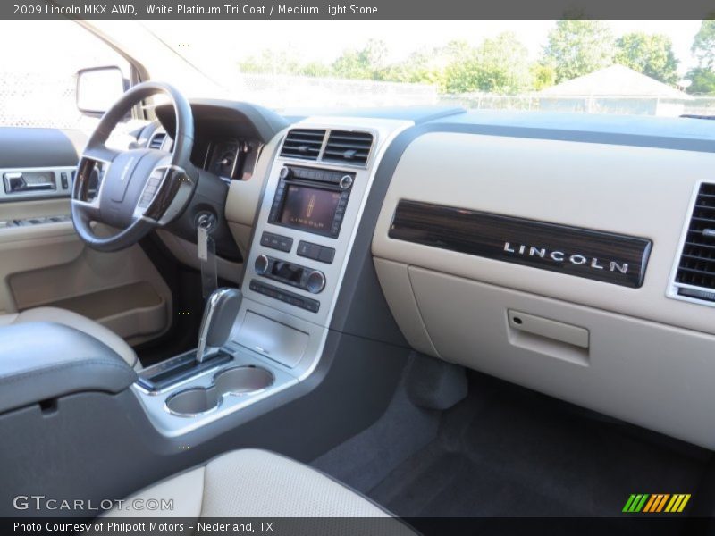 White Platinum Tri Coat / Medium Light Stone 2009 Lincoln MKX AWD