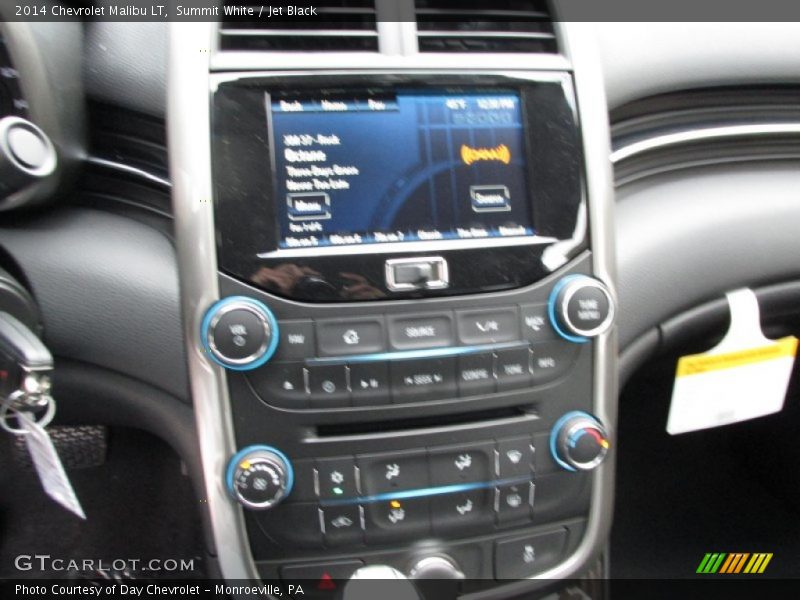 Summit White / Jet Black 2014 Chevrolet Malibu LT