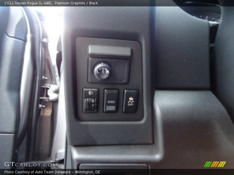 Platinum Graphite / Black 2011 Nissan Rogue SL AWD