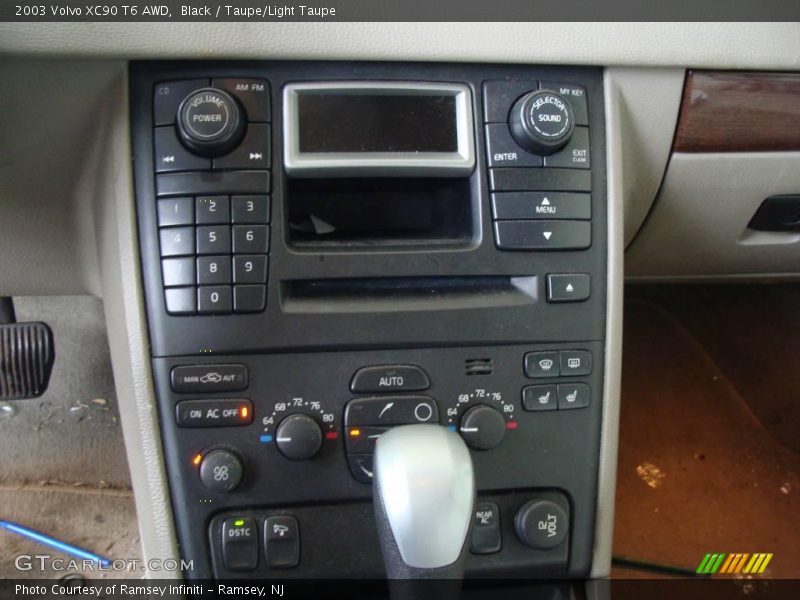 Black / Taupe/Light Taupe 2003 Volvo XC90 T6 AWD